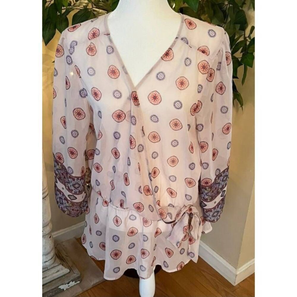 Maurices 4 sheer top (R)